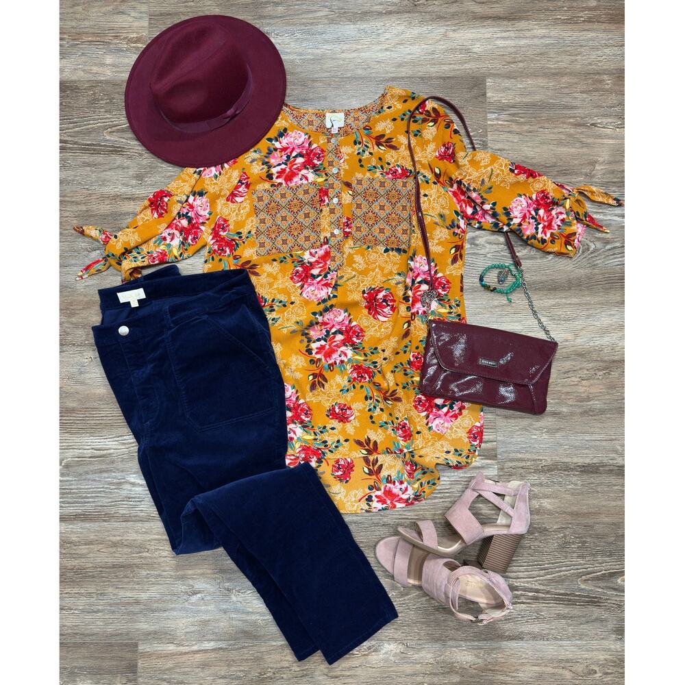 Fig and Flower 3/4 Tie Sleeve Tunic Blouse 1x Scoop Neck Artsy Floral Mix Print